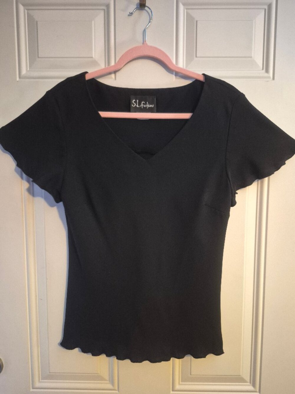 Black Top,S.L. fashions, Pop over,